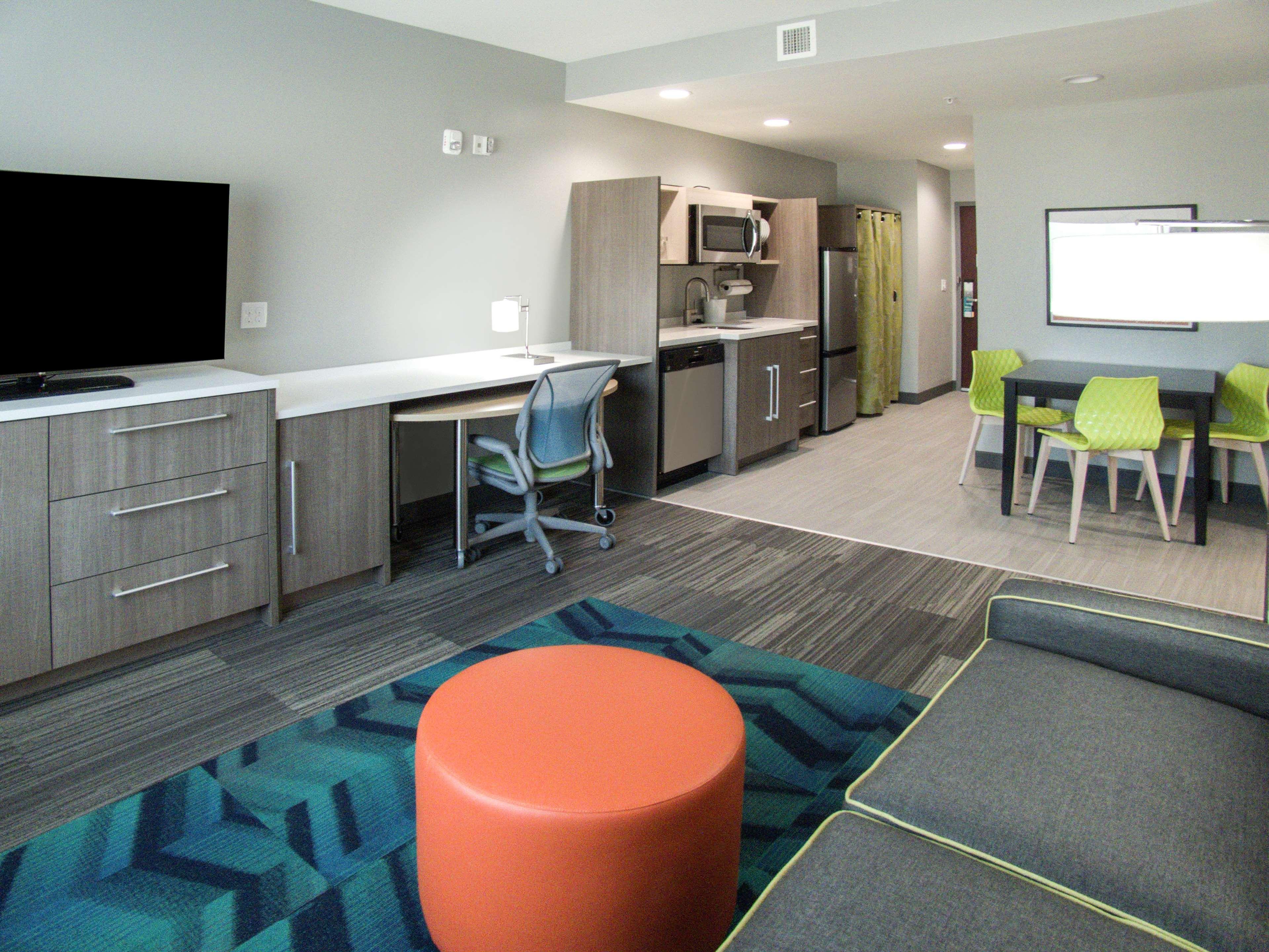 Home2 Suites By Hilton Pensacola I-10 Pine Forest Exterior photo